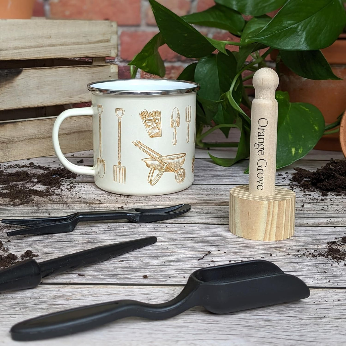 Orange Grove Mini Garden Tools and Enamel Mug