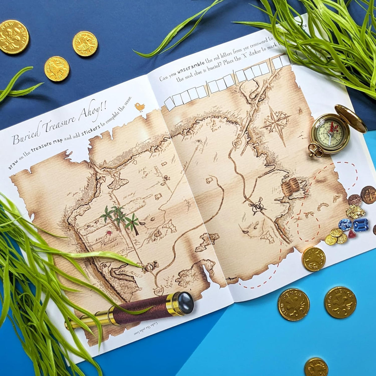 Discover Pirates Sticker Book - Find, Stick and Learn