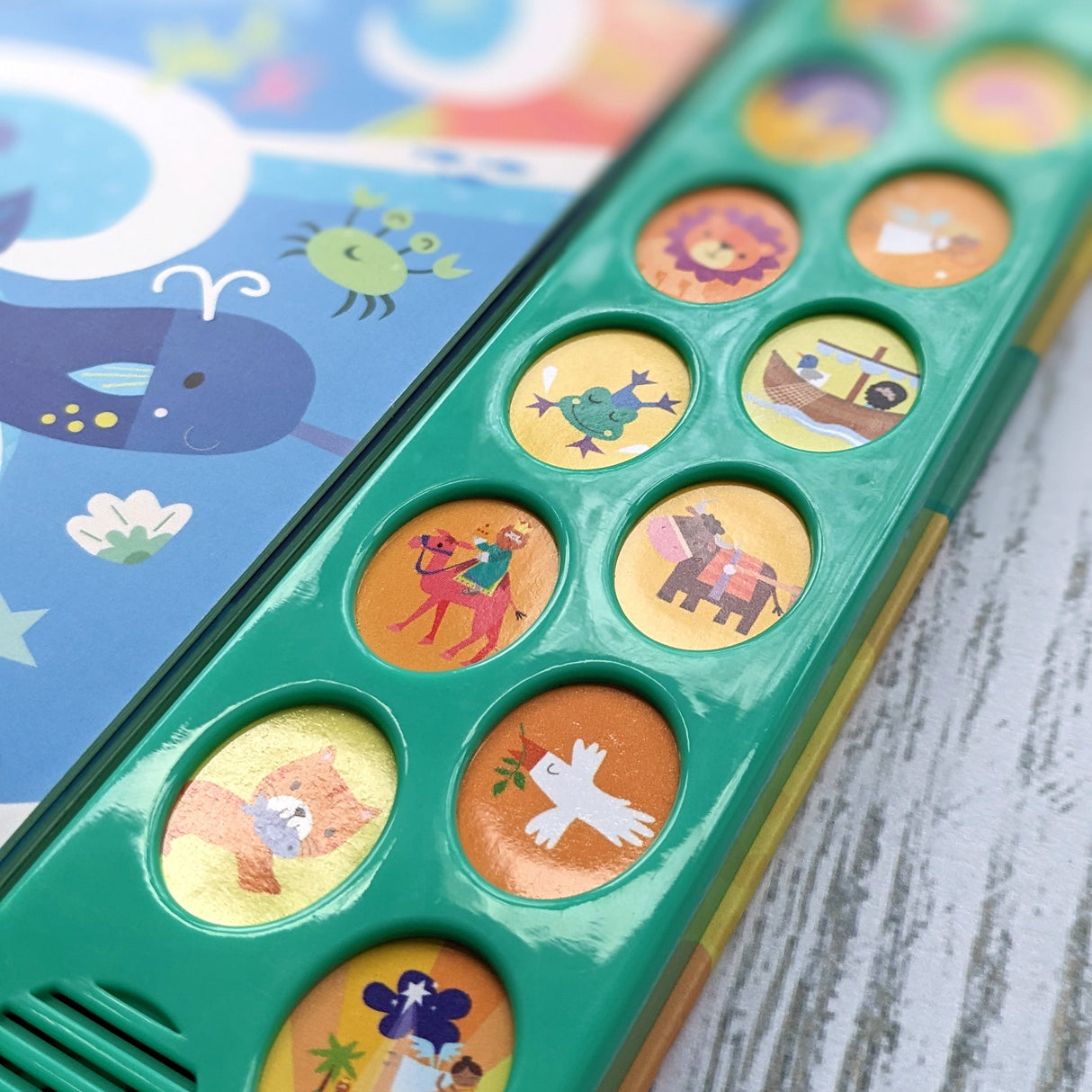 Look And Listen Bible - Children's 12 Button Sound Book