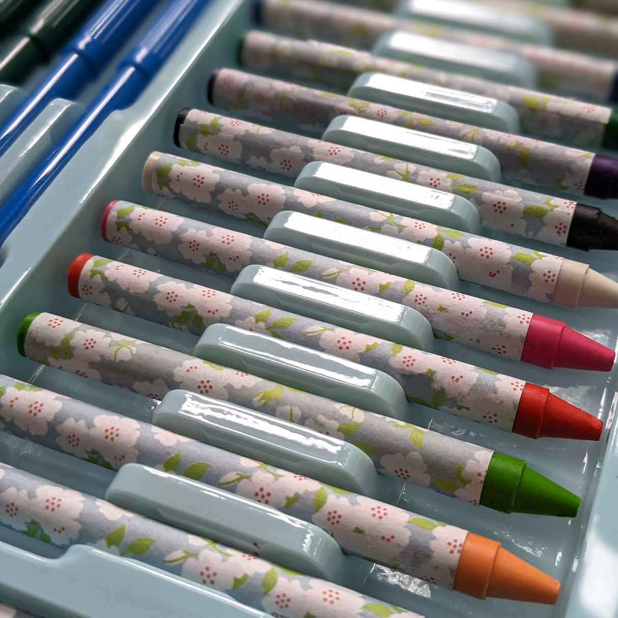 Peter Rabbit Children's 53 Piece Art Set