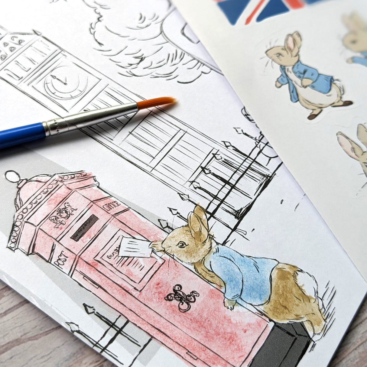 Peter Rabbit Paint Palette Art Set