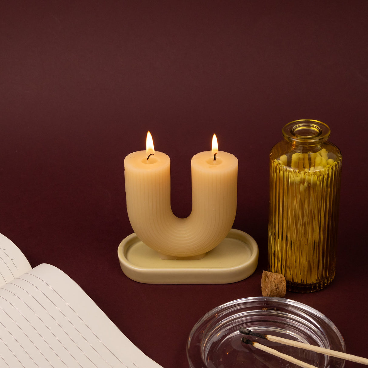 Elysian U Design Candle With Ceramic Tray & Matches In Glass Jar