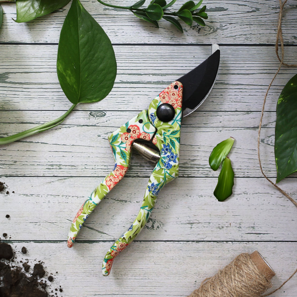 Orange Grove Secateurs - William Morris Jasmine Design