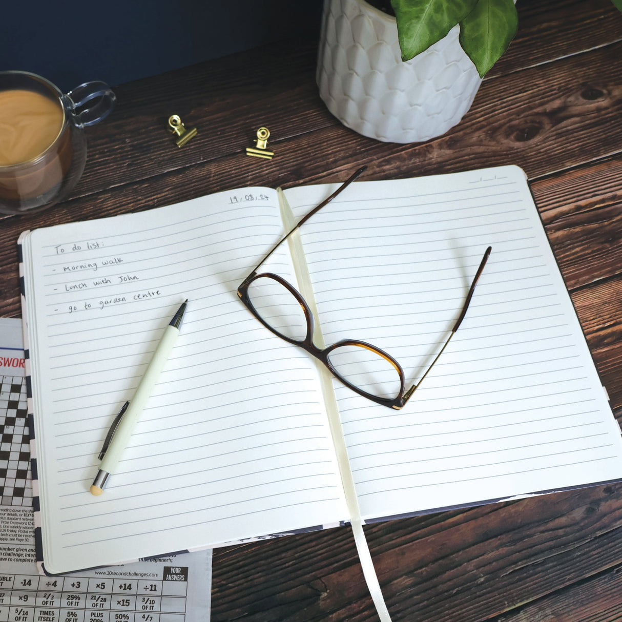 Journal Notebook – Monochrome Squiggle B5 Design