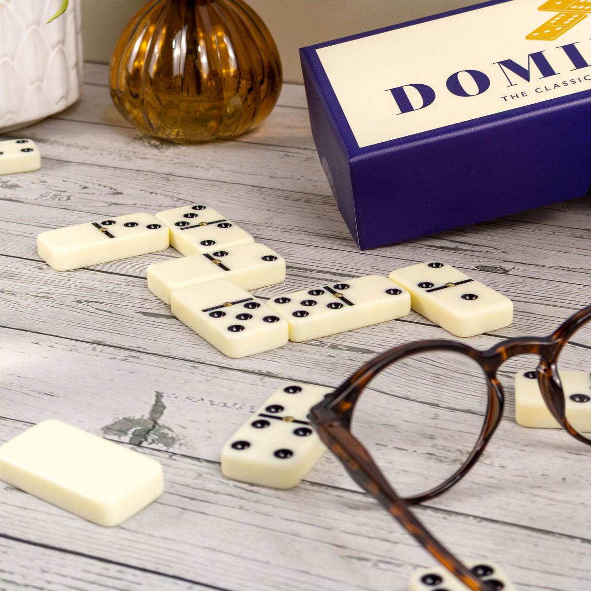 Dominoes - Classic Family Game in Gift Box