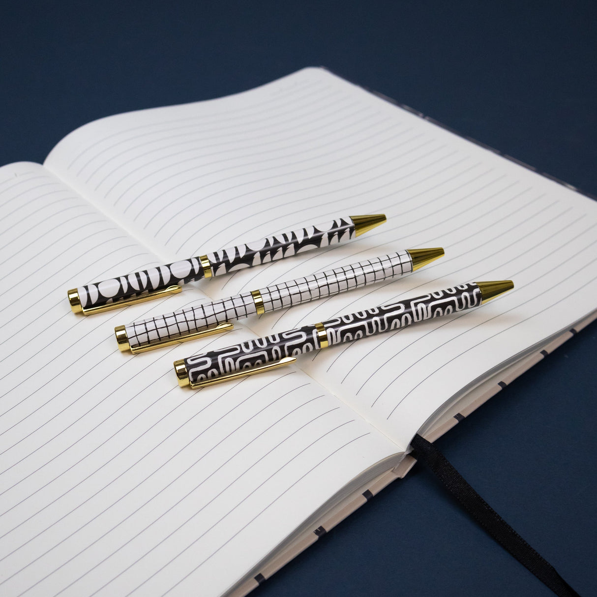 Elysian Monochrome Mixed Design Ballpoint Pens in Gift Box – Set of 3 Pens