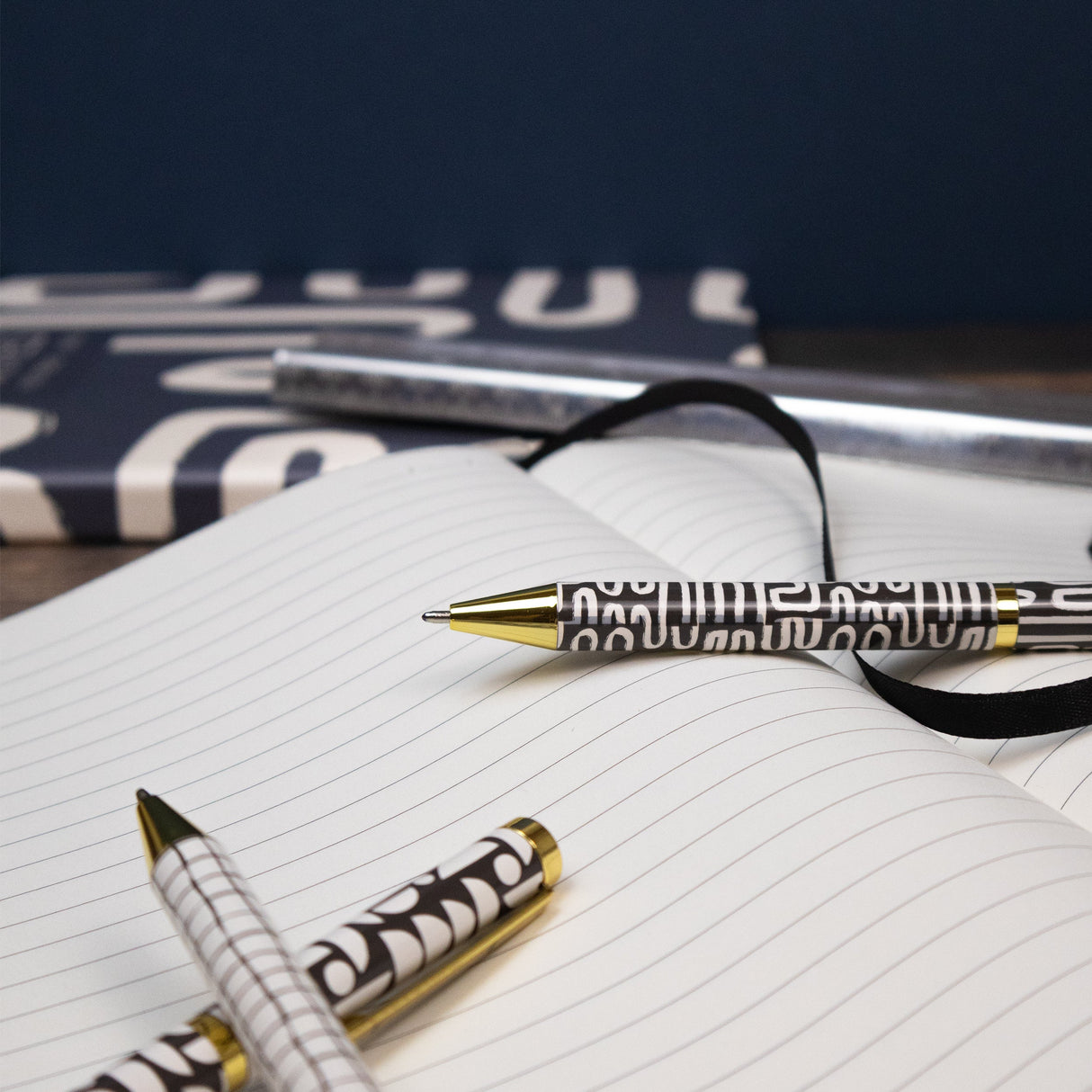 Elysian Monochrome Mixed Design Ballpoint Pens in Gift Box – Set of 3 Pens