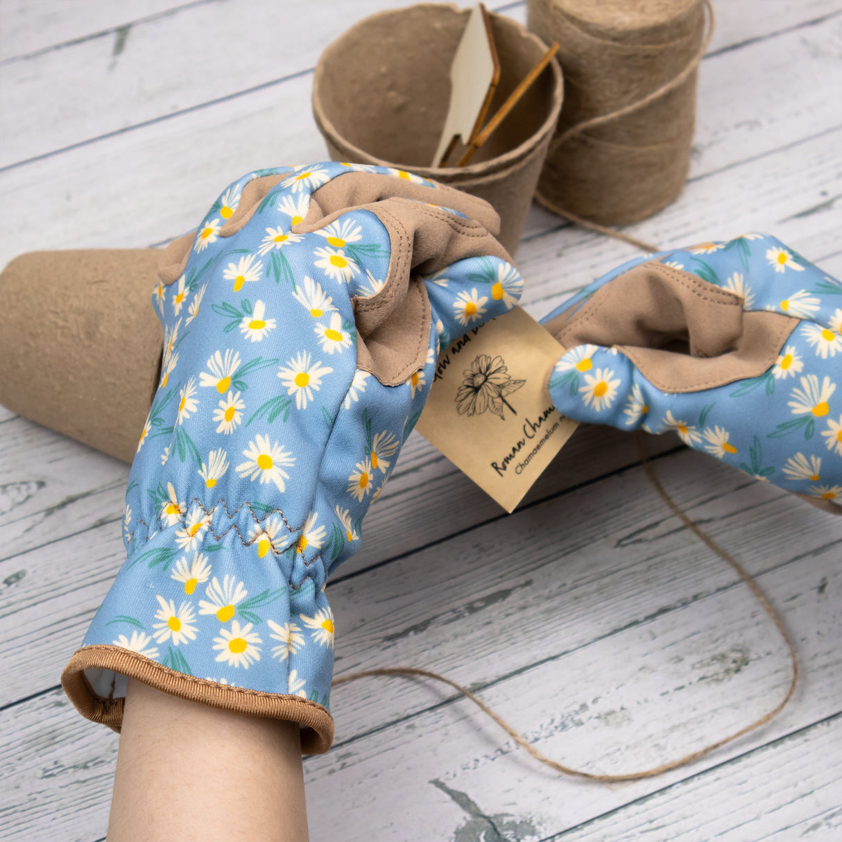 Willow and Belle Gardening Gloves - Daisy Blue Design