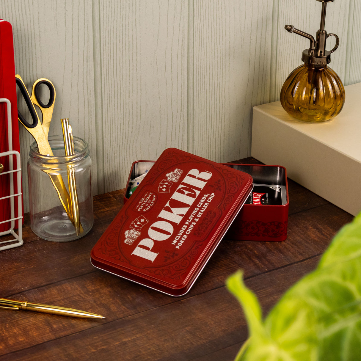 The Gentleman’s Emporium Poker Set