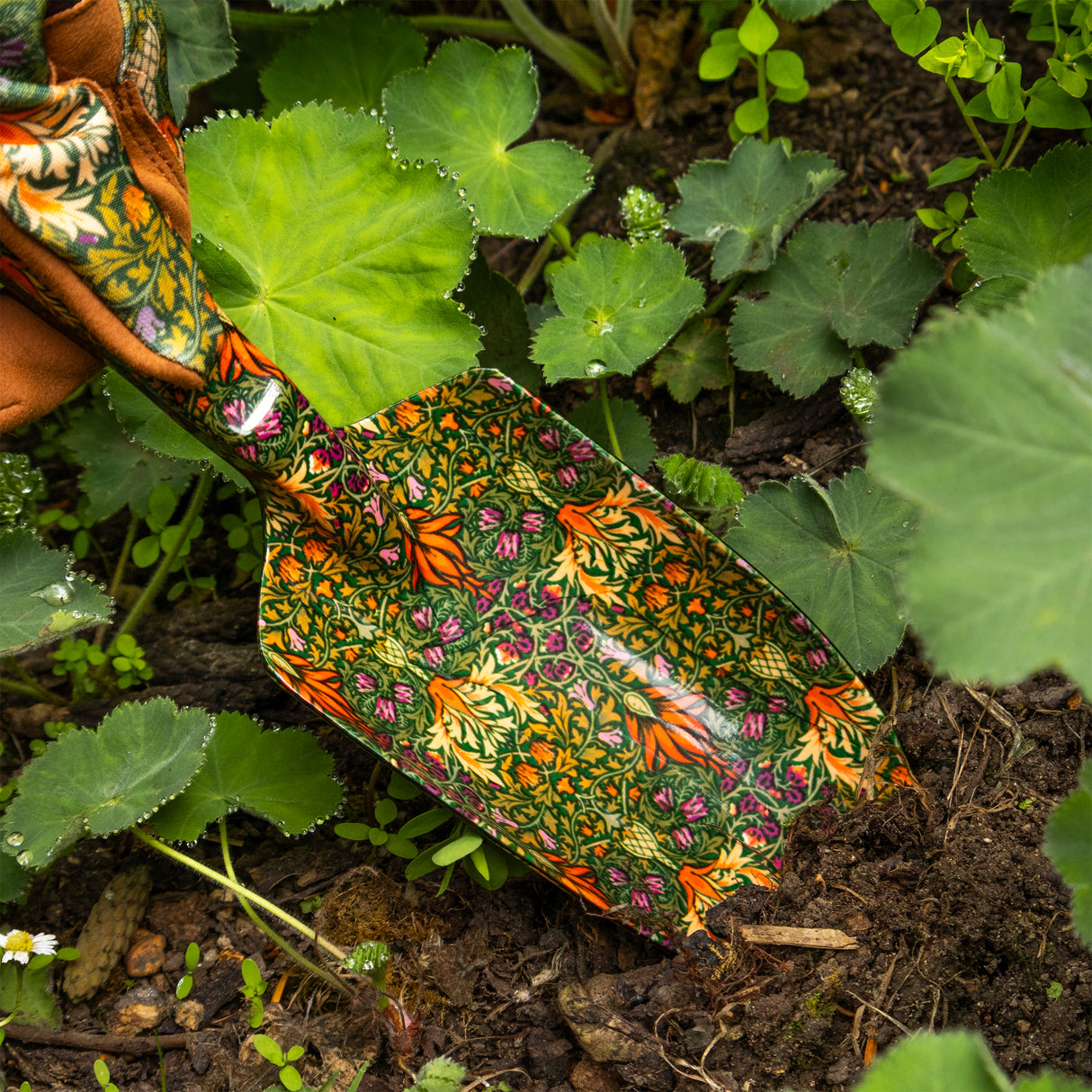 Orange Grove Fork and Trowel Garden Tool Set - William Morris Design