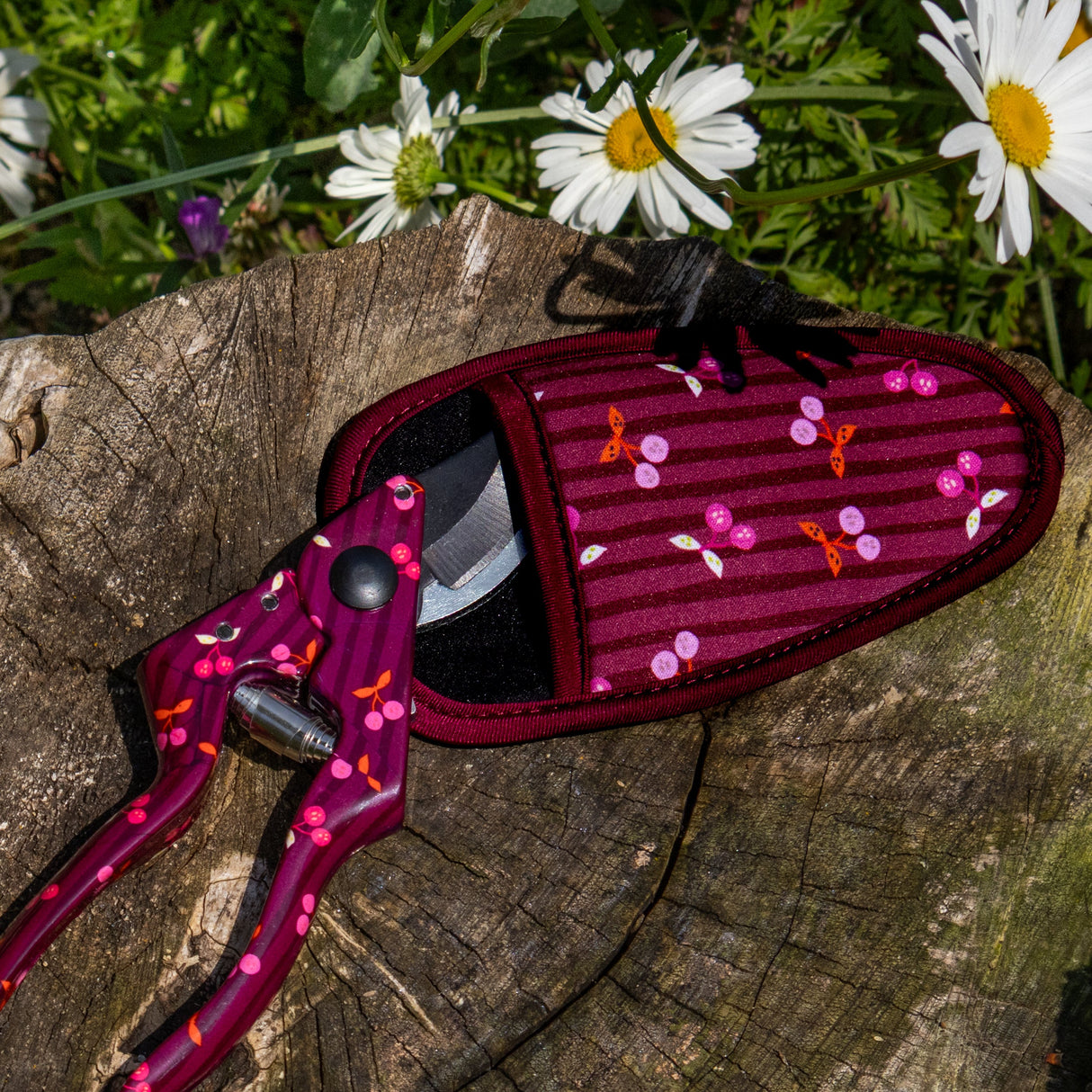 Willow and Belle Secateurs With Pouch – Cherries Design