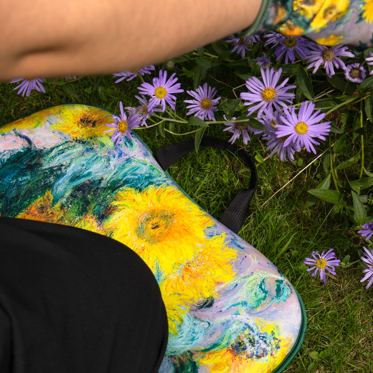 Memory Foam Garden Kneeler - Monet's Bouquet of Sunflowers Design