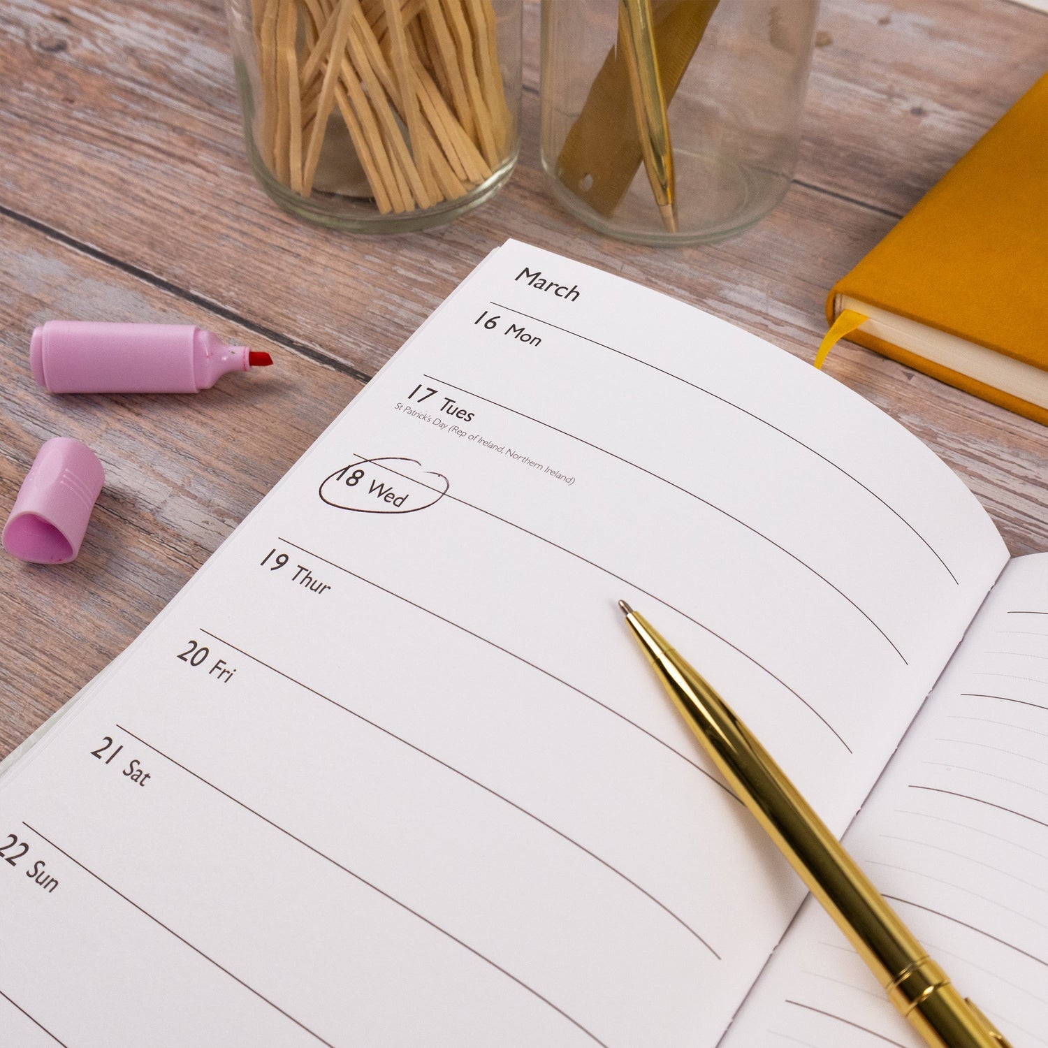 Peter Rabbit 2026 A5 Weekly Diary – Hardback Planner with Beatrix Potter Artwork – Week-to-View Organiser