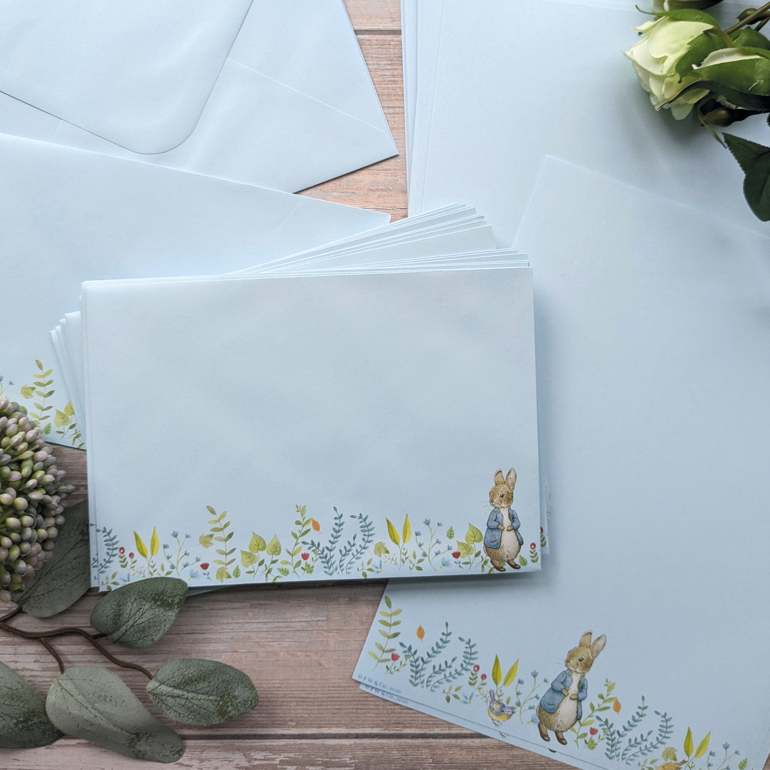 Peter Rabbit Writing Set - Letter Paper & Envelopes