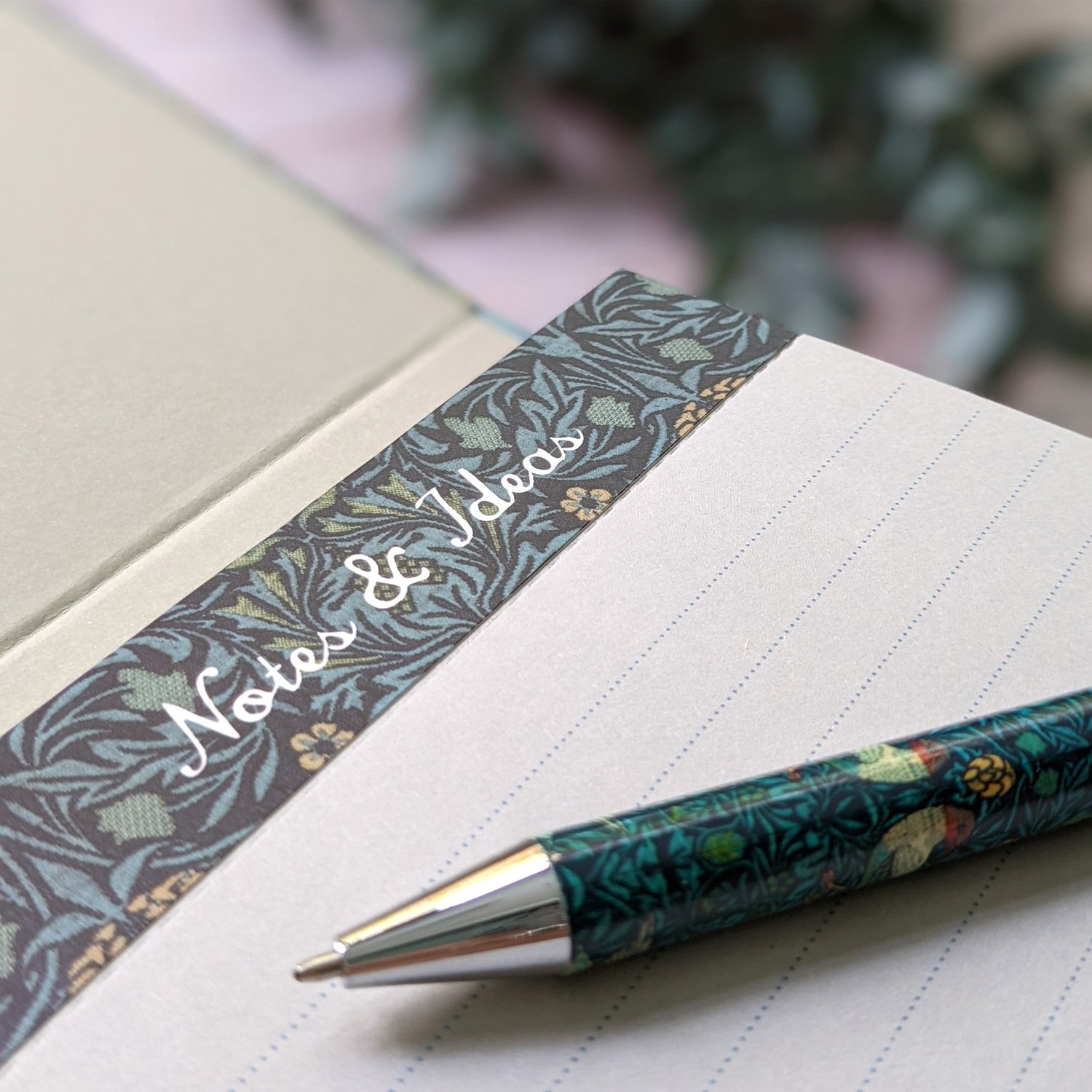 William Morris Flip Up Notepad