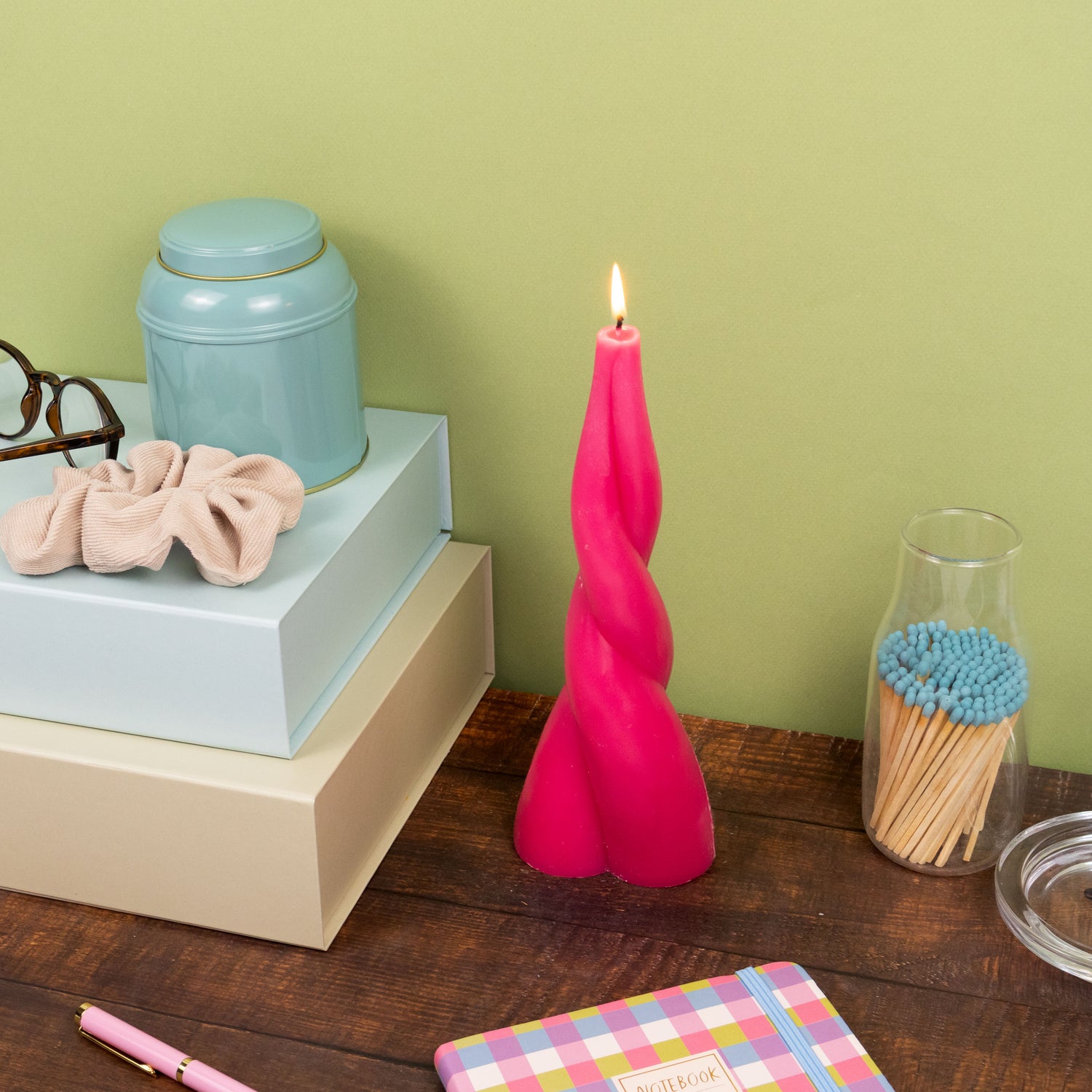 Willow and Belle Dual Twist Design Table Candle In Gift Box