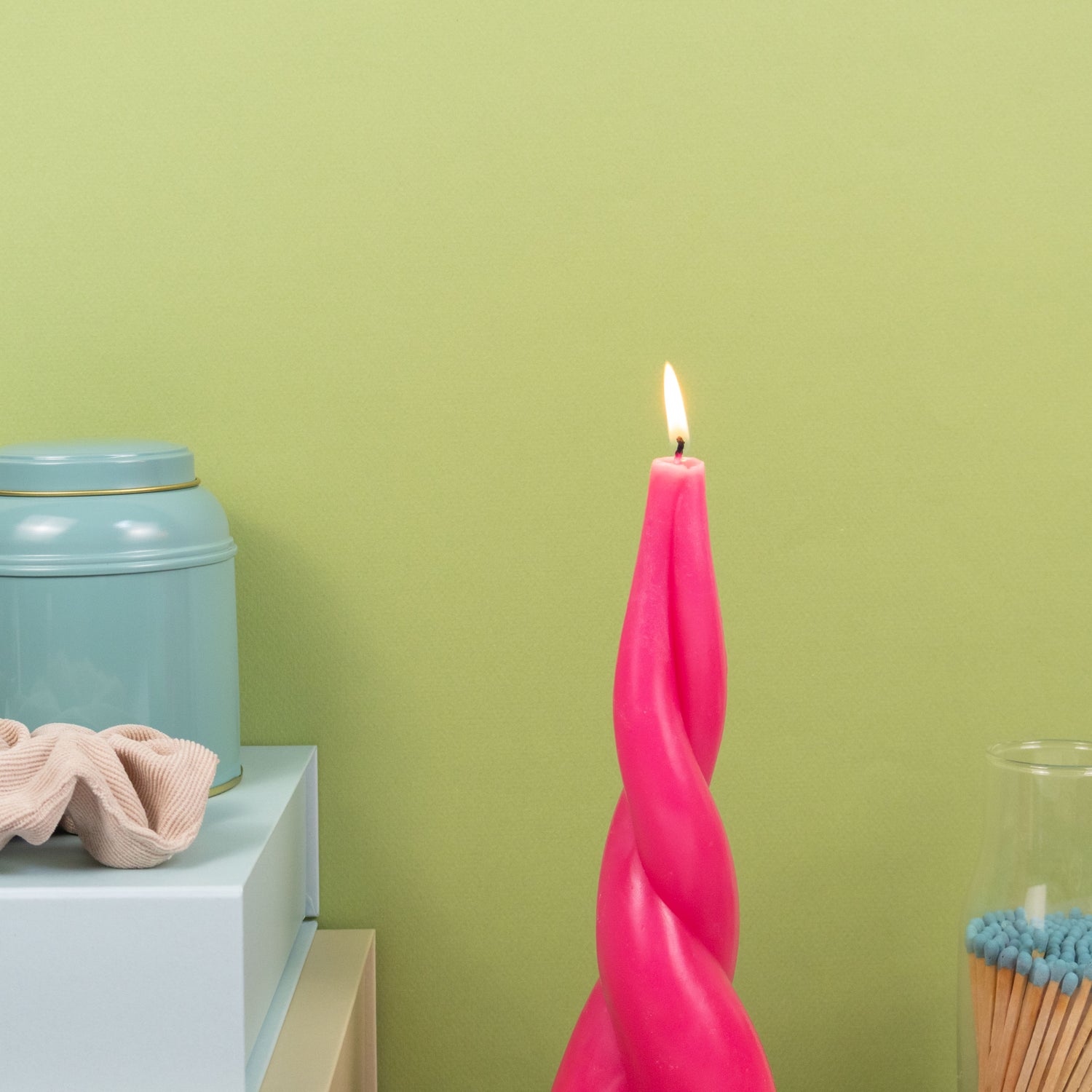 Willow and Belle Dual Twist Design Table Candle In Gift Box