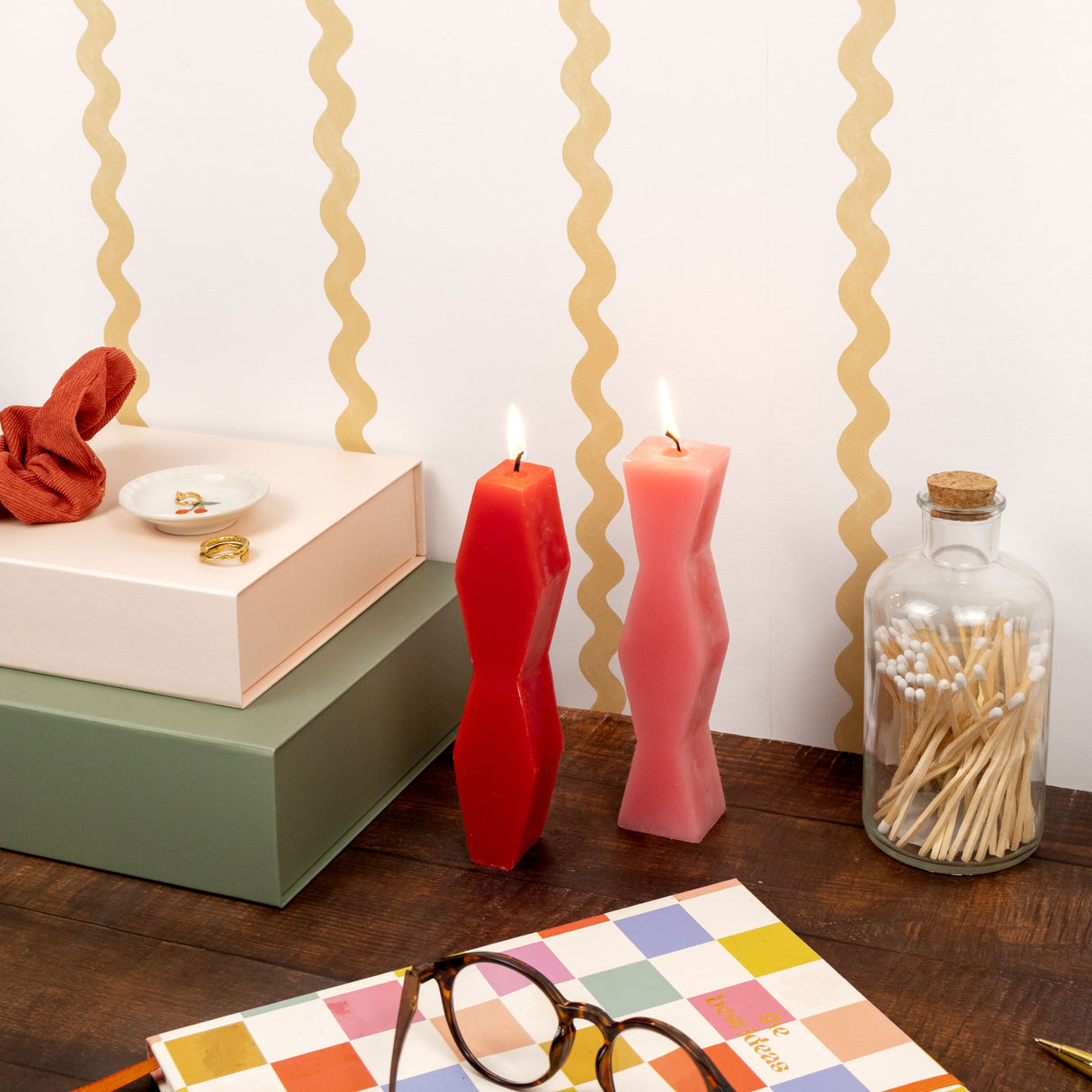 Saje Zig Zag Design Table Candle In Gift Box