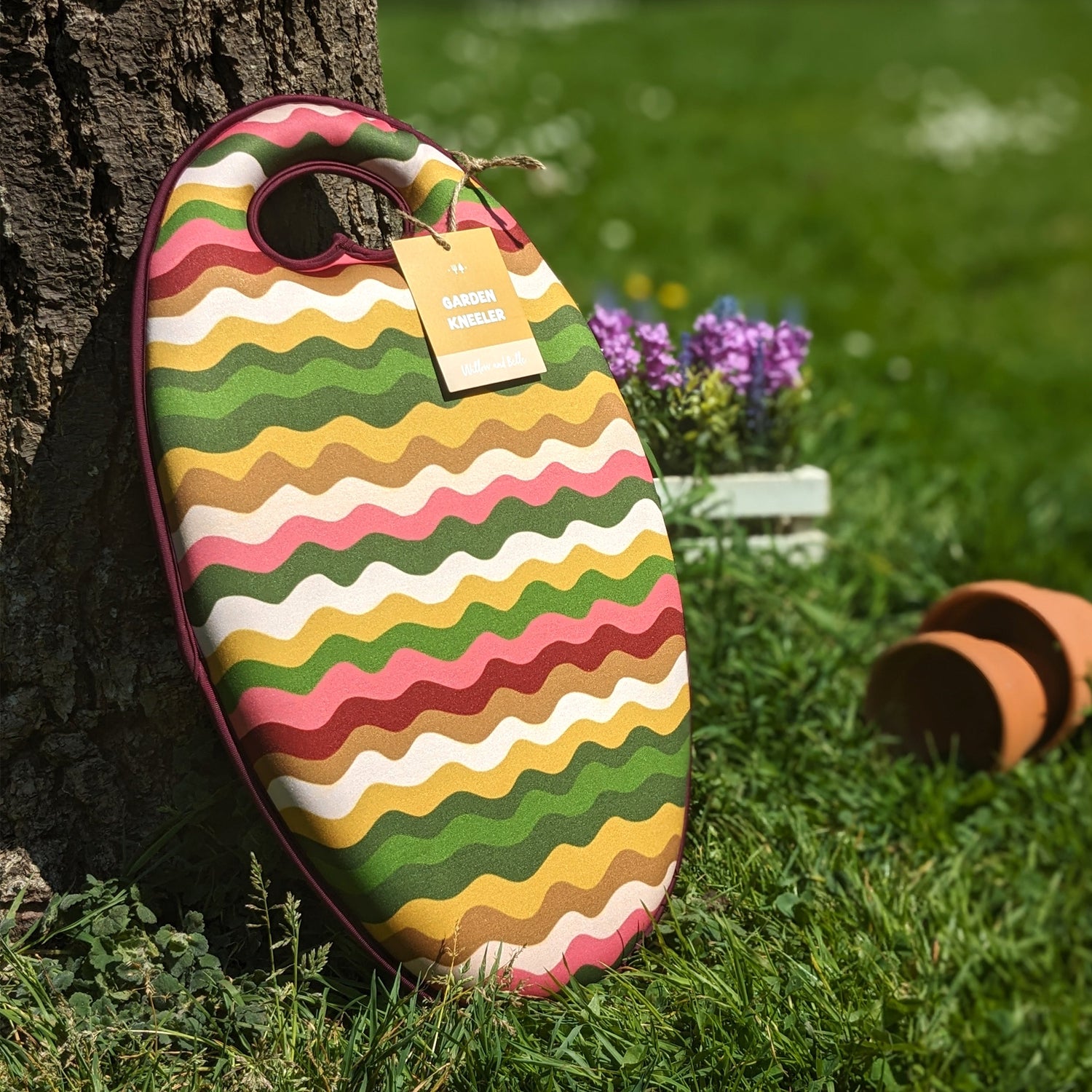 Willow and Belle Garden Kneeler - Wavy Design - Padded Memory Foam