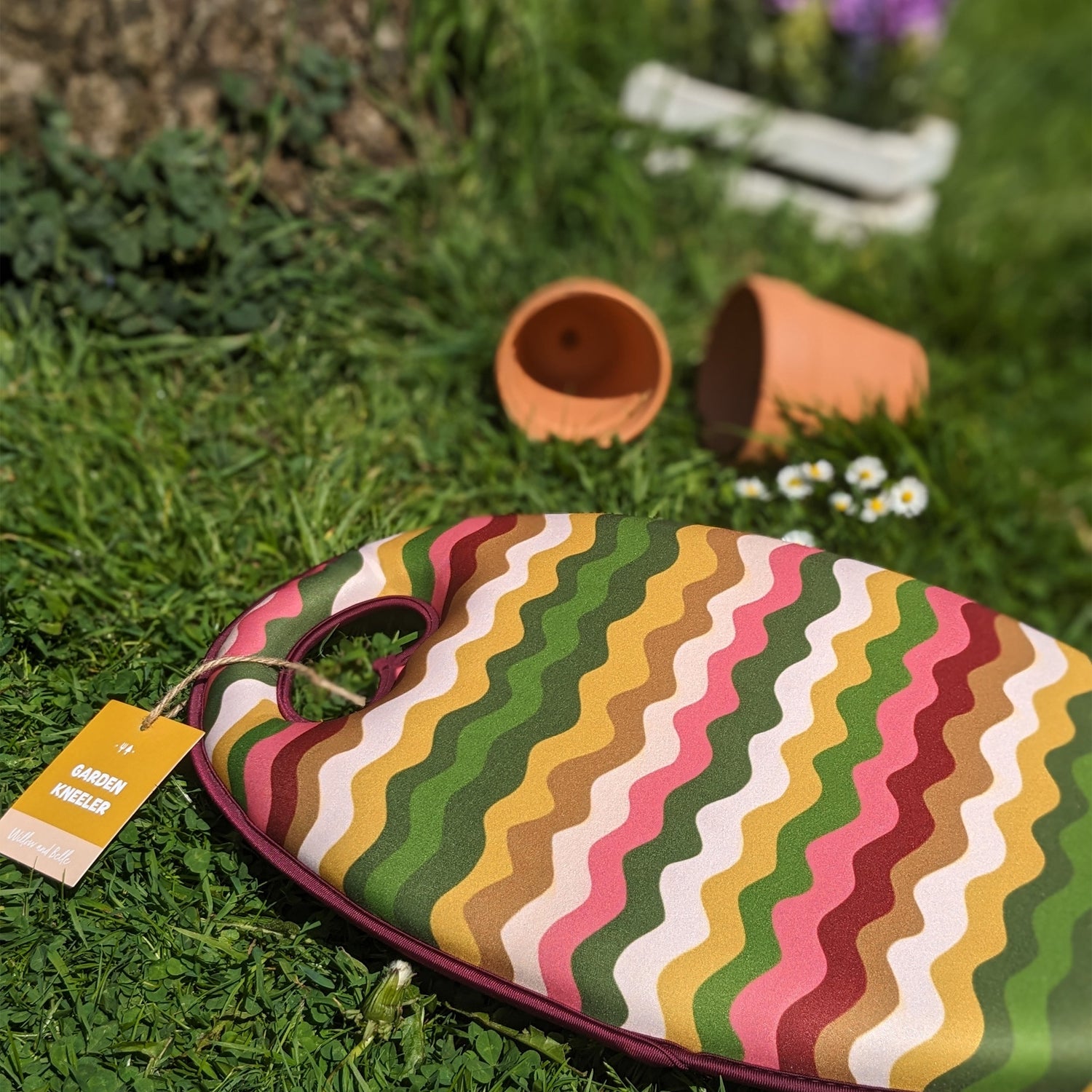 Willow and Belle Garden Kneeler - Wavy Design - Padded Memory Foam