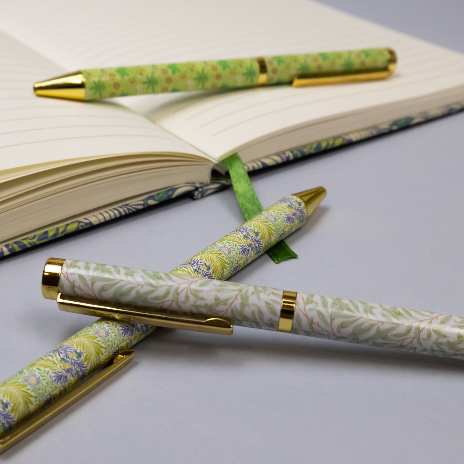 Orange Grove William Morris Ballpoint Pens in Gift Box – Set of 5 Pens