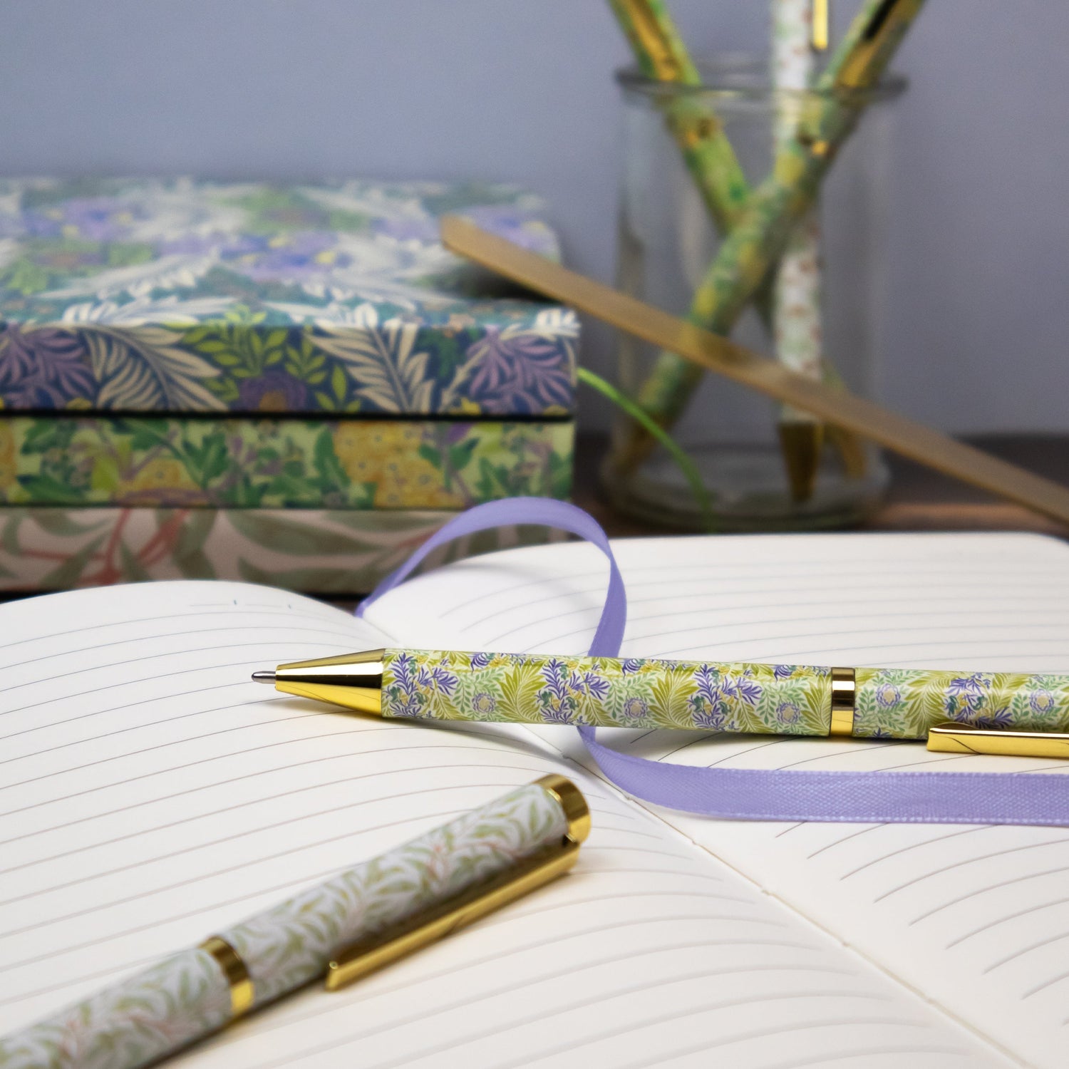 Orange Grove William Morris Ballpoint Pens in Gift Box – Set of 5 Pens