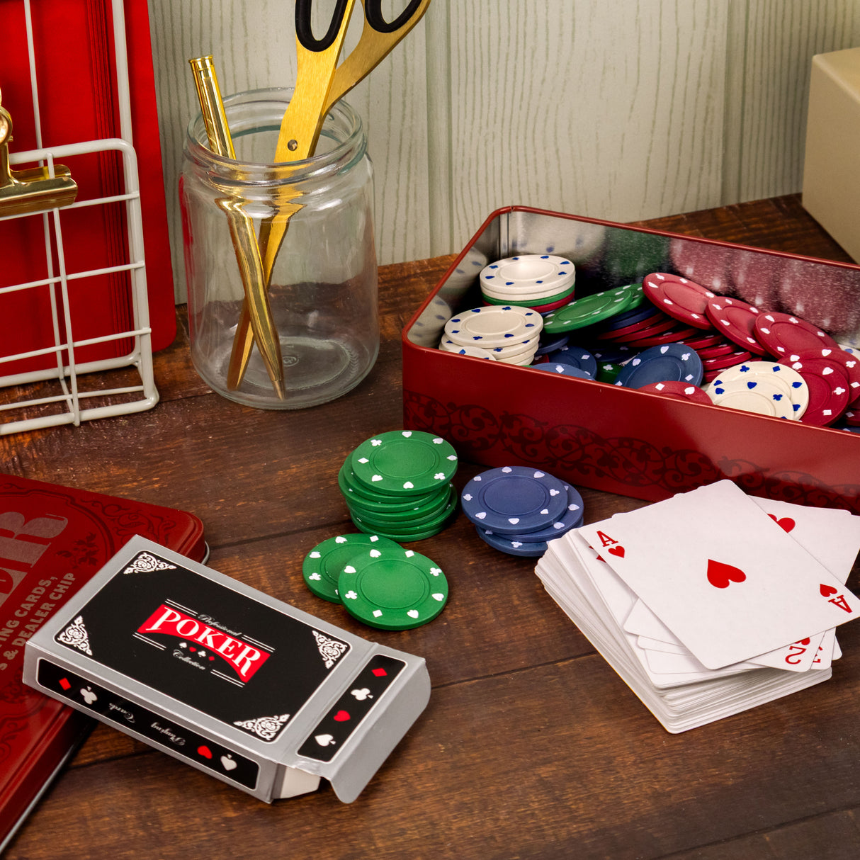 The Gentleman’s Emporium Poker Set