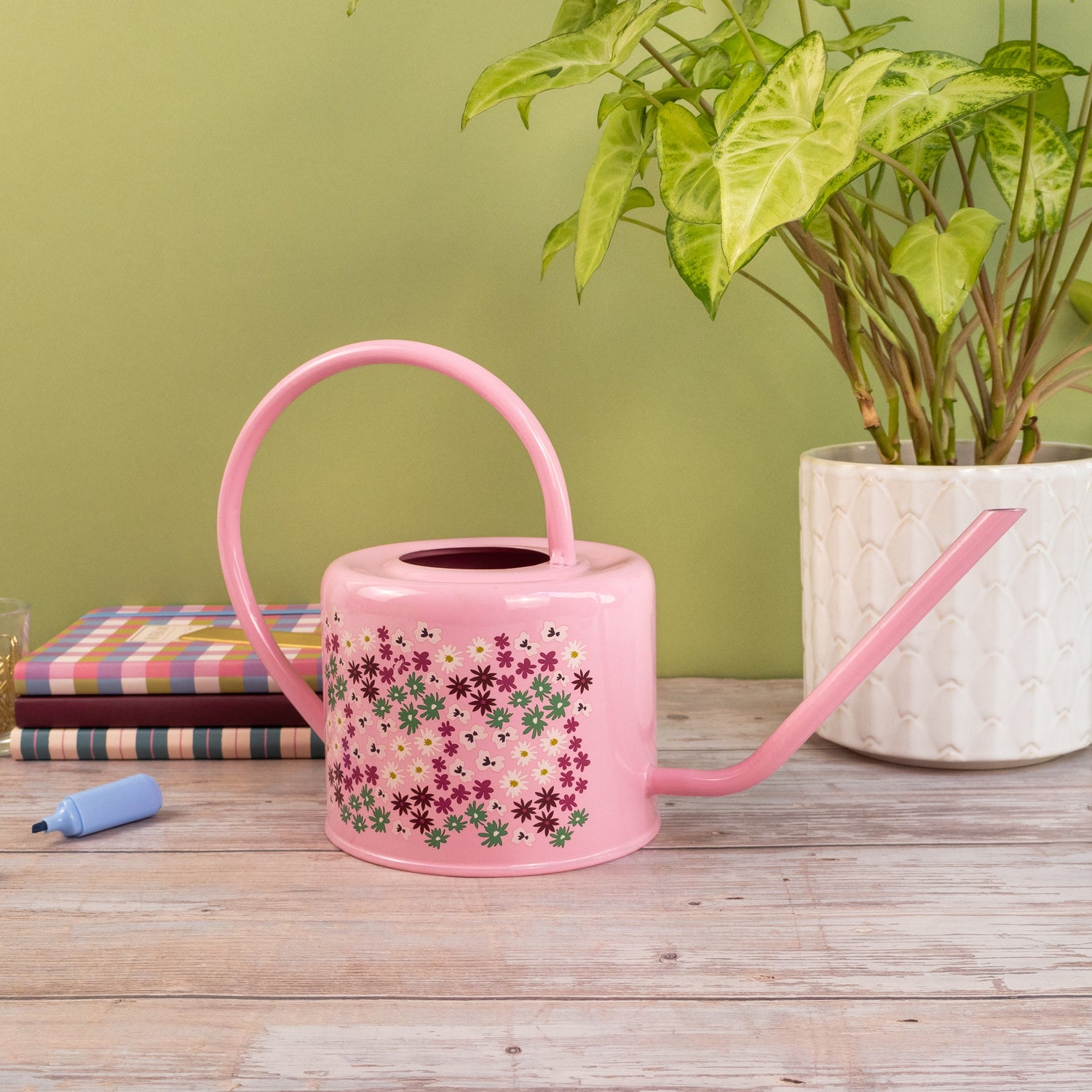 Willow and Belle Watering Can – Ditsy Mix Design
