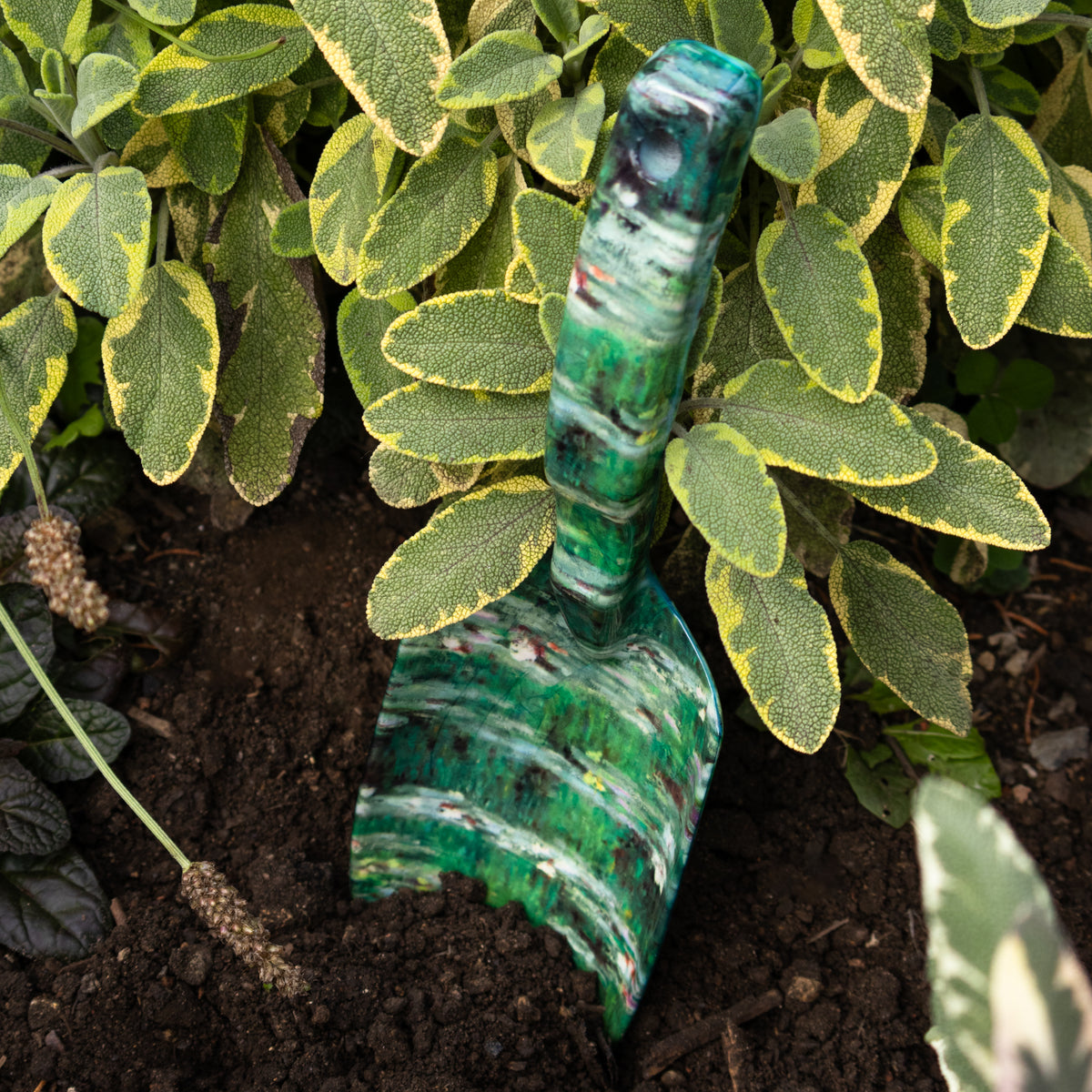 Fork and Trowel Garden Tool Set - Monet's The Japanese Footbridge Design